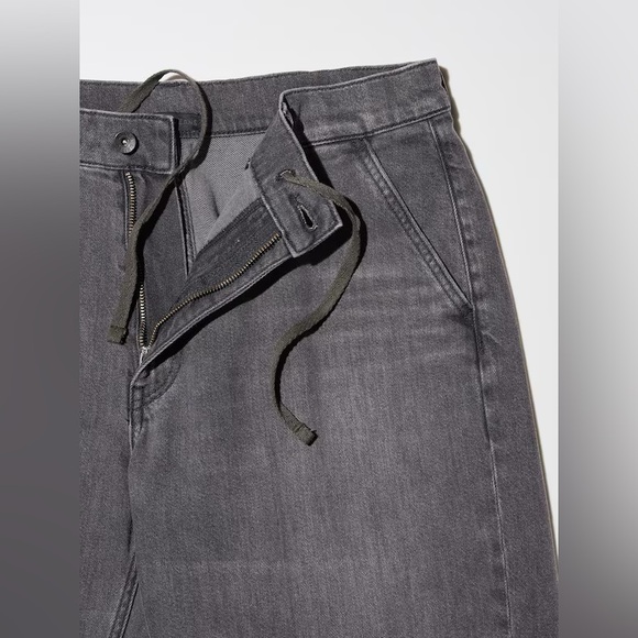 Uniqlo Relaxed Ankle Jeans - Picture 13 of 14
